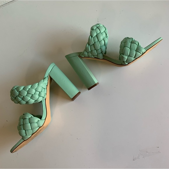 Liliana Twisted Mint sandals with braided straps, GUC, thick‎ 4.5” heel, size 10 - Picture 7 of 13
